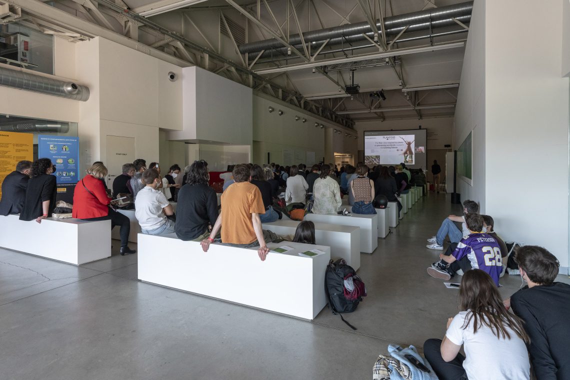 Symposium Sensory Ecologies, 2022
Courtesy Pirelli HangarBicocca
Photo Lorenzo Palmieri