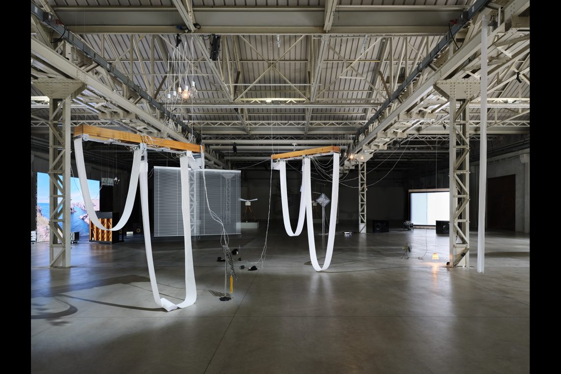 Yuko Mohri “Entanglements” Exhibition view, Pirelli HangarBicocca, Milan, 2025 Courtesy the artist and Pirelli HangarBicocca, Milan Photo Agostino Osio