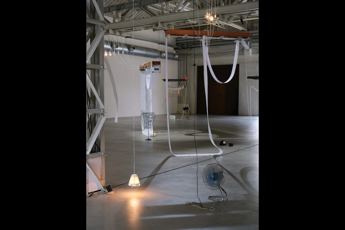 Yuko Mohri “Entanglements” Exhibition view, Pirelli HangarBicocca, Milan, 2025 Courtesy the artist and Pirelli HangarBicocca, Milan Photo Agostino Osio