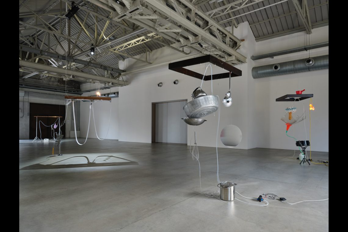 Yuko Mohri “Entanglements” Exhibition view, Pirelli HangarBicocca, Milan, 2025 Courtesy the artist and Pirelli HangarBicocca, Milan Photo Agostino Osio