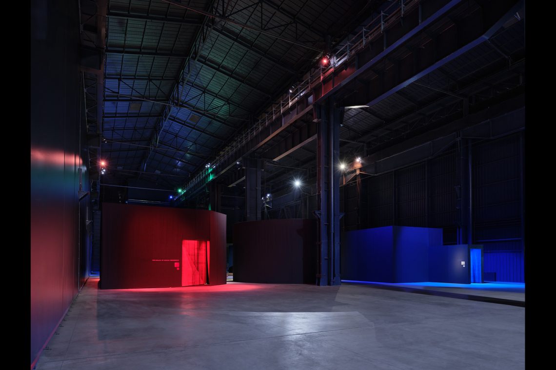 Nan Goldin “This Will Not End Well” Veduta della mostra, Pirelli HangarBicocca, Milano, 2025 © Nan Goldin Courtesy l’artista, Gagosian e Pirelli HangarBicocca, Milano Foto Agostino Osio