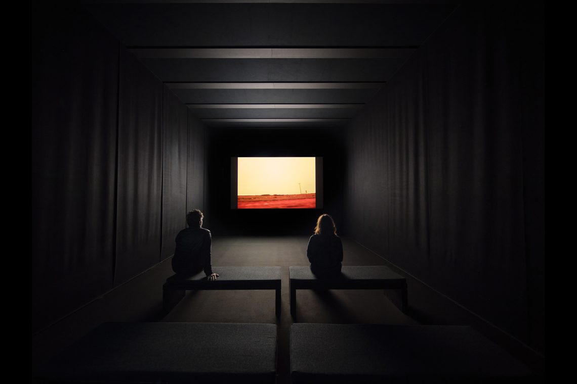 Nan Goldin Memory Lost, 2019-2021 Veduta dell’installazione, Pirelli HangarBicocca, Milano, 2025 © Nan Goldin Courtesy l’artista, Gagosian, e Pirelli HangarBicocca, Milano Foto Agostino Osio