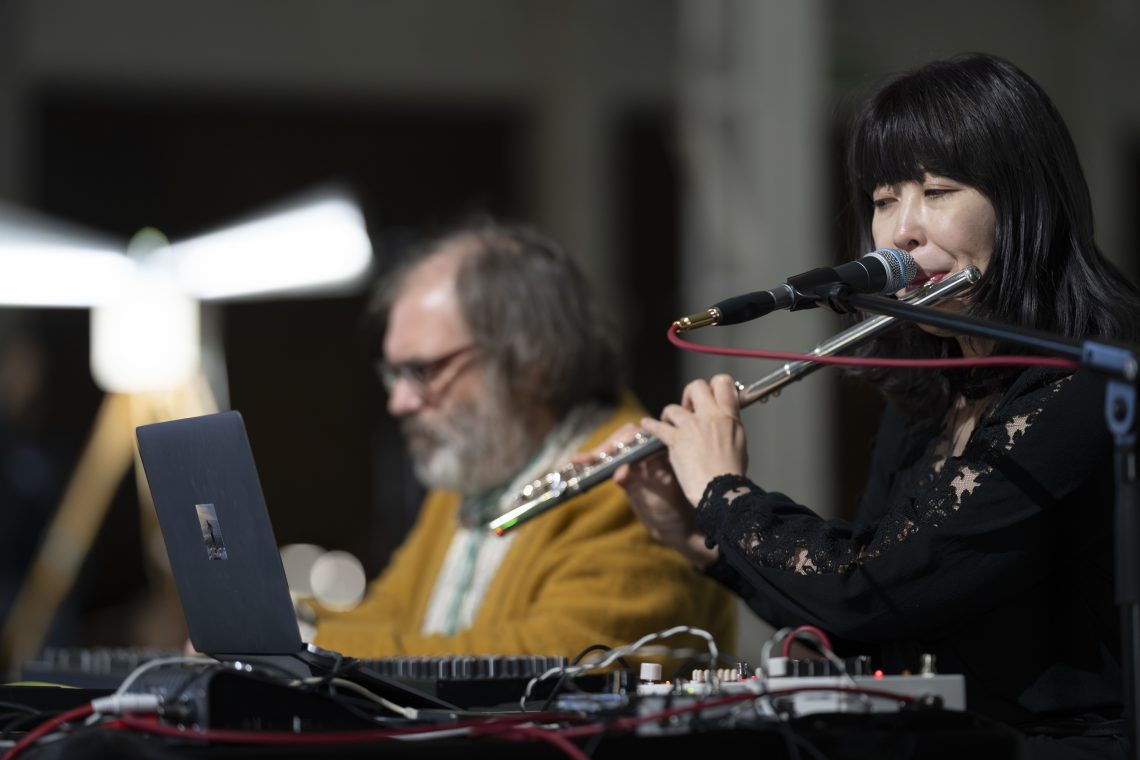 Sound performance by Eiko Ishibashi and Jim O’Rourke with Yuko Mohri, 2025 Courtesy Pirelli HangarBicocca Photo Lorenzo Palmieri