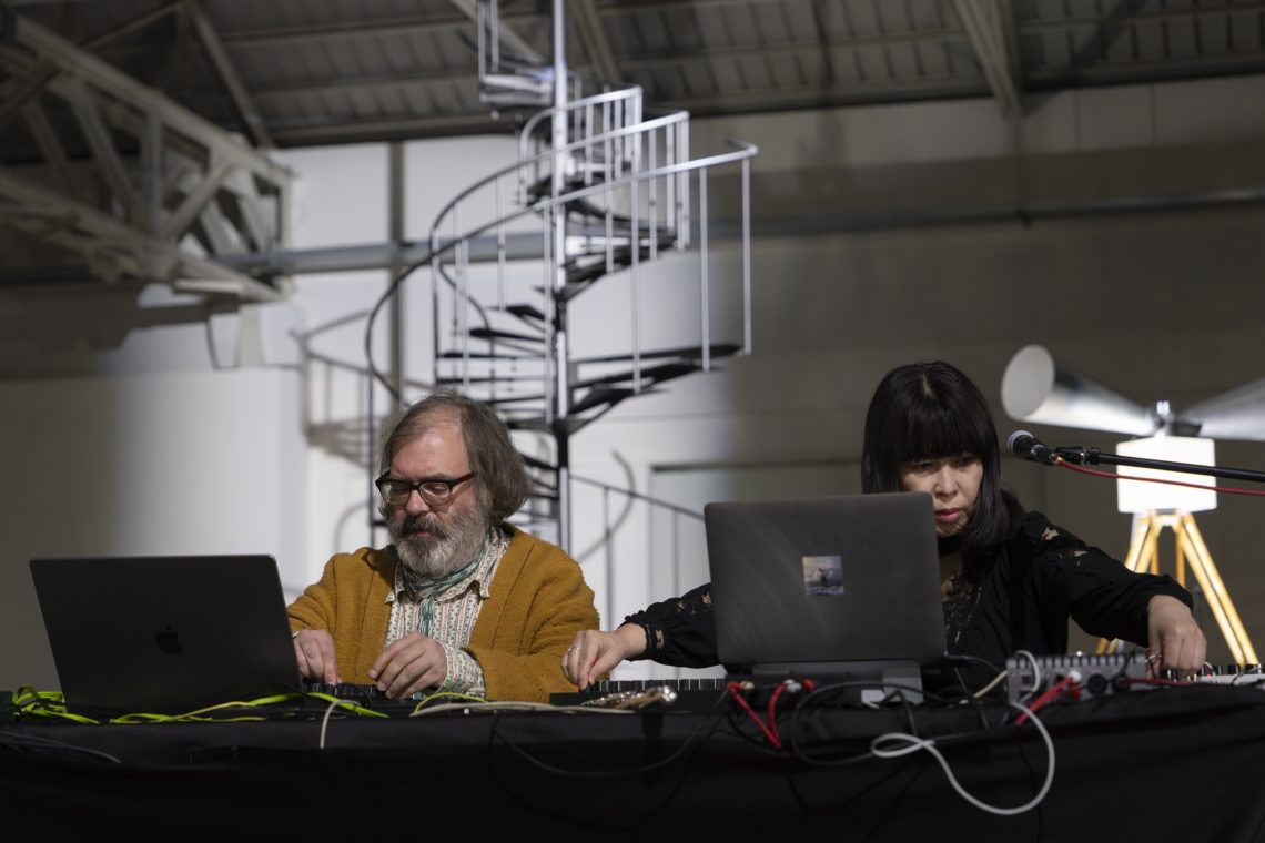 Sound performance by Eiko Ishibashi and Jim O’Rourke with Yuko Mohri, 2025 Courtesy Pirelli HangarBicocca Photo Lorenzo Palmieri