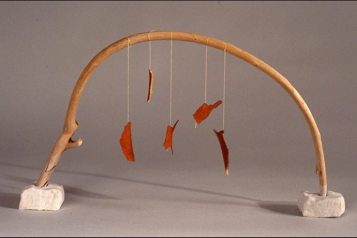 Cecilia Vicuña Arco Arrayán, 1990 Courtesy the artist and Lehmann Maupin, New York, Seoul, and London © 2025 Cecilia Vicuña / SIAE