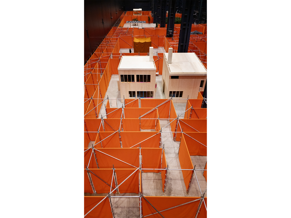 Rirkrit Tiravanija “The House That Jack Built” Veduta della mostra, Pirelli HangarBicocca, Milano, 2026 Courtesy l’artista e Pirelli HangarBicocca, Milano Foto Agostino Osio