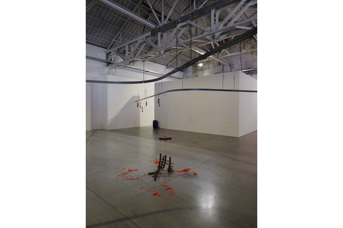 Aki Sasamoto Secrets of My Mother’s Child, 2009/2026 (particolare) Veduta dell’installazione, Pirelli HangarBicocca, Milano, 2026 Courtesy l’artista e Pirelli HangarBicocca, Milano Foto Agostino Osio